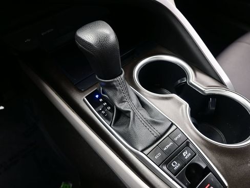 Used 2023 Toyota Camry LE FWD image 21