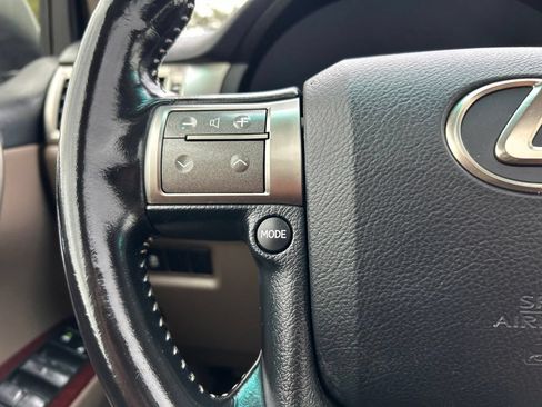 Used 2018 Lexus GX 460 Premium w/ Premium Package AWD/4WD image 27