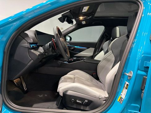 Used 2026 BMW M5 Touring image 16