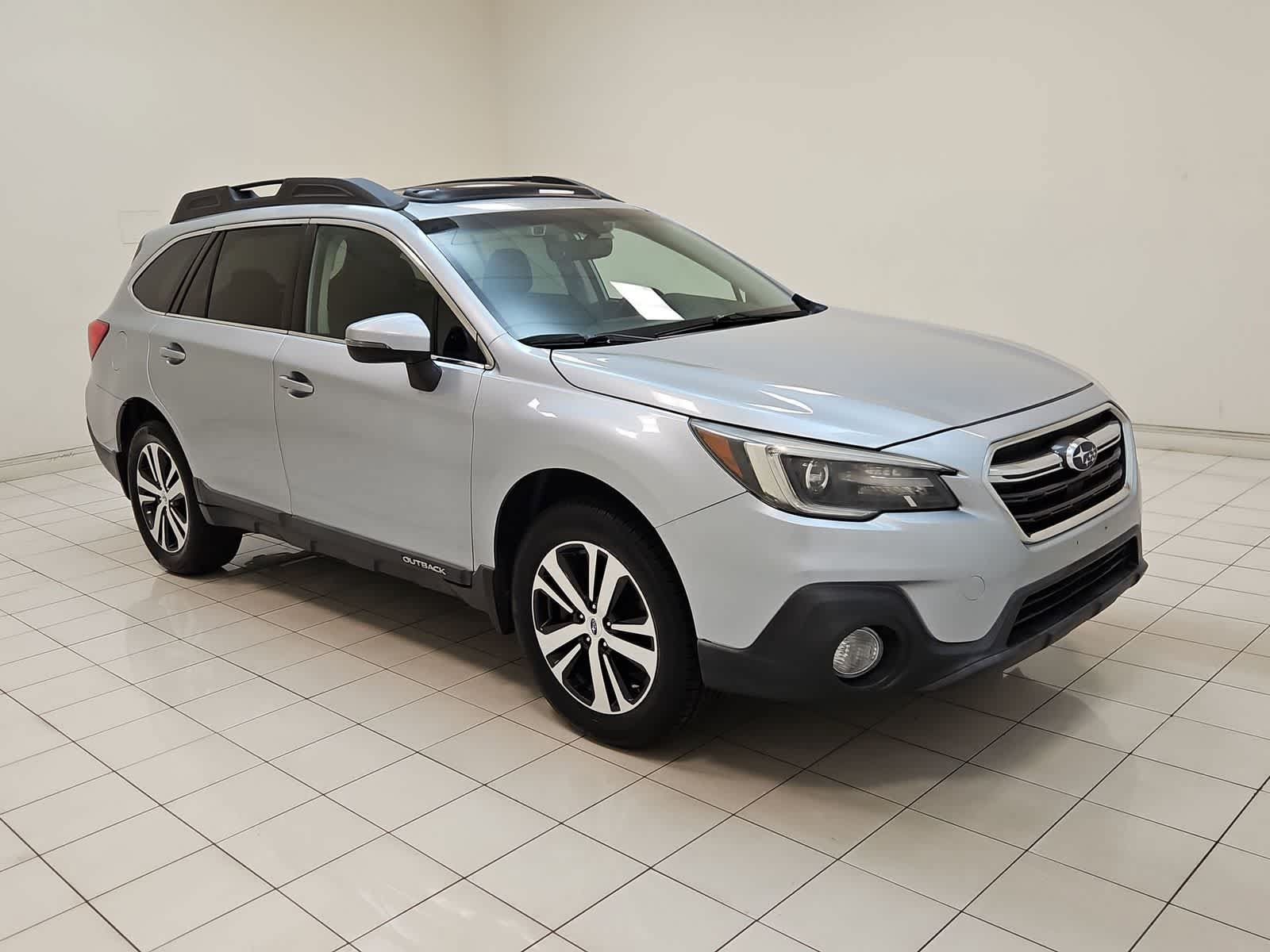 Used 2018 Subaru Outback 2.5i Limited AWD/4WD image 28