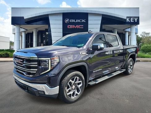 Used 2023 GMC Sierra 1500 SLT w/ SLT Premium Package AWD/4WD image 2