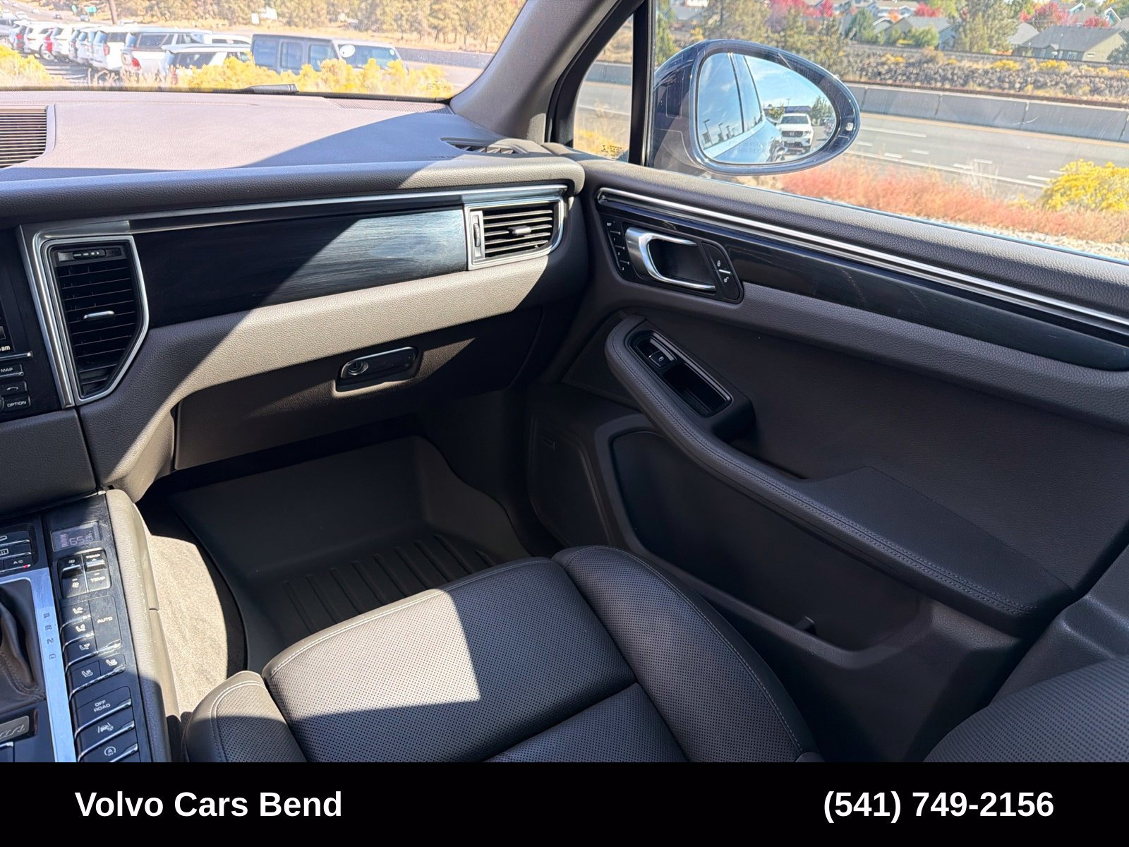 Used 2015 Porsche Macan S AWD/4WD image 13