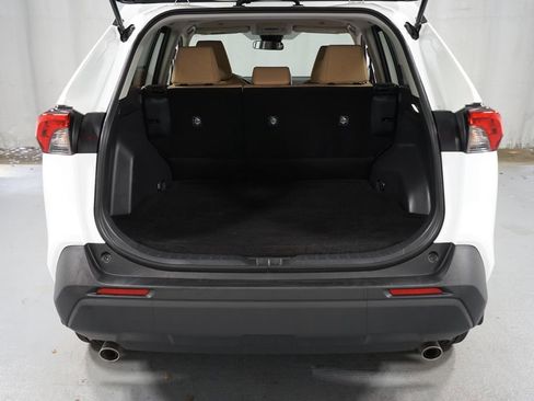 Certified 2025 Toyota RAV4 LE image 32