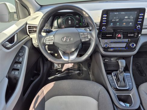 Used 2020 Hyundai Ioniq SEL FWD image 11