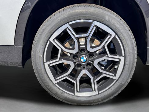 Used 2026 BMW X1 xDrive28i w/ Convenience Package image 8