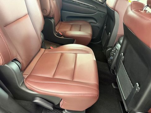 Used 2025 Dodge Durango R/T AWD/4WD image 25