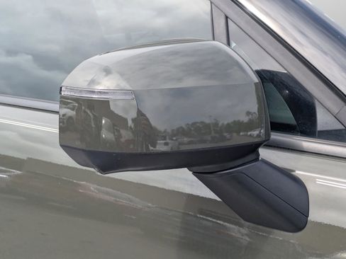 Used 2024 Hyundai Santa Fe Limited image 37