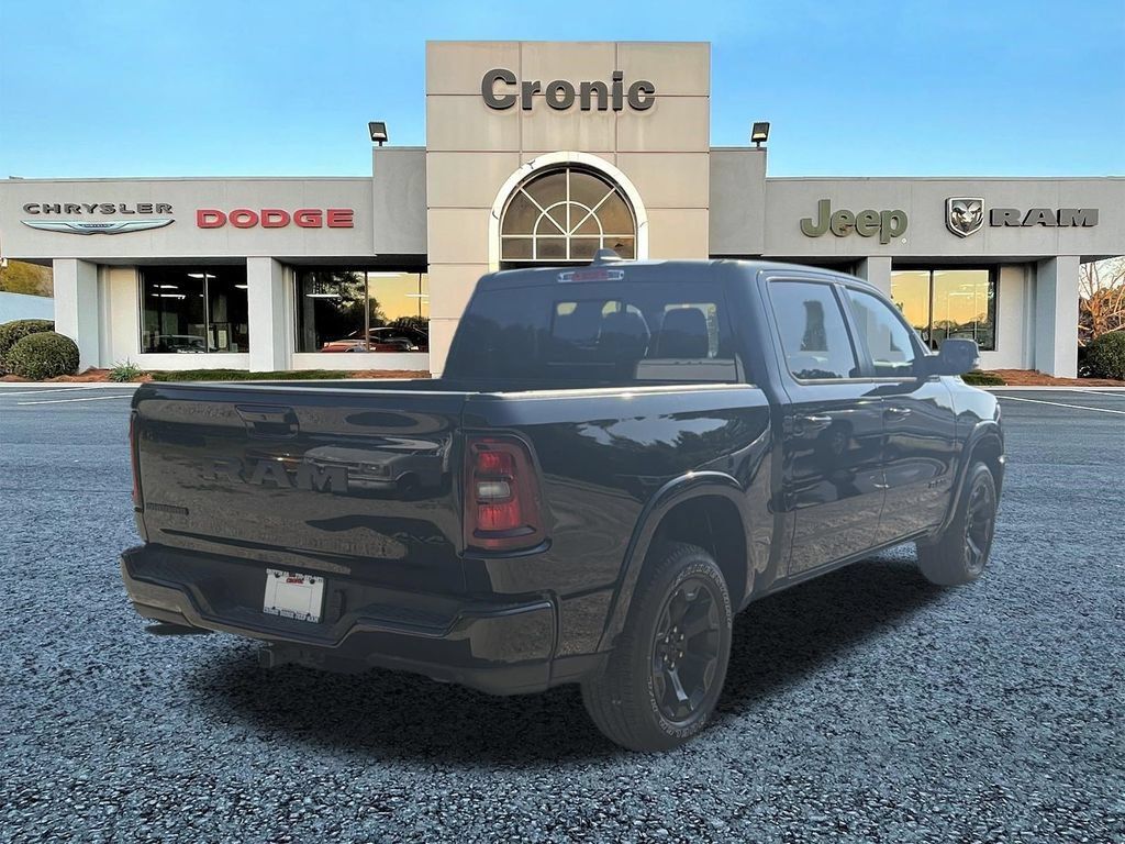 Used 2025 RAM 1500 Big Horn AWD/4WD image 3
