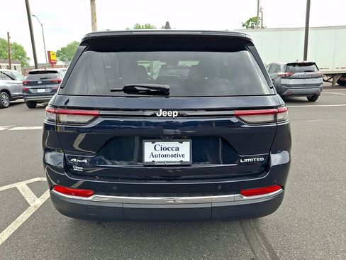 Used 2024 Jeep Grand Cherokee Limited w/ Trailer Tow Package AWD/4WD image 8