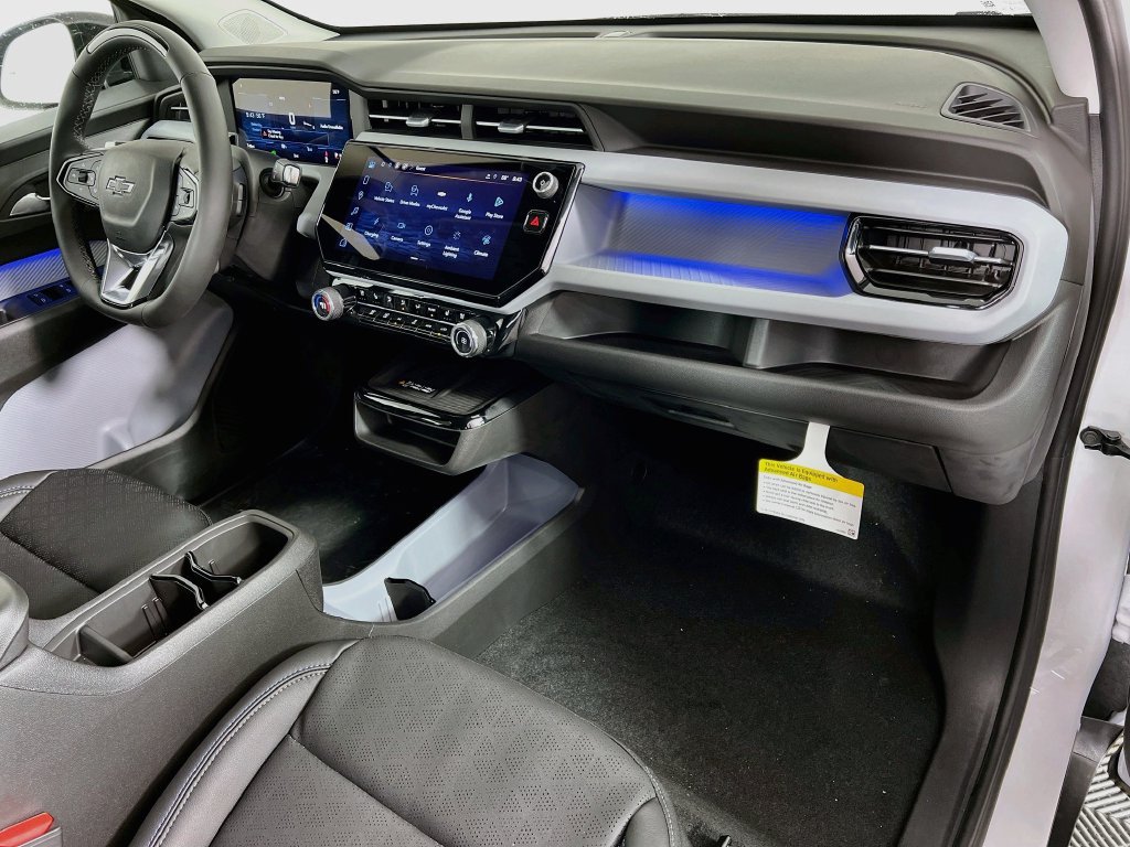 New 2027 Chevrolet Bolt LT w/ Super Cruise Package FWD image 28