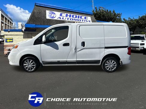 Used 2015 Nissan NV200 SV w/ Technology Package FWD image 3