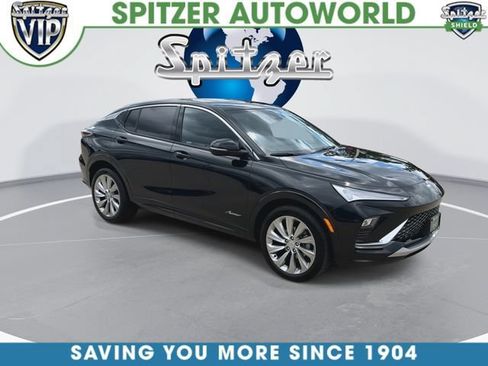 Used 2024 Buick Envista Sport Touring FWD image 2