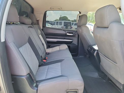 Used 2017 Toyota Tundra SR5 w/ SR5 Upgrade Package RWD image 16