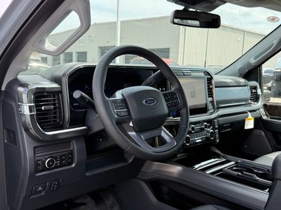 New 2026 Ford F250 Lariat w/ Chrome Package