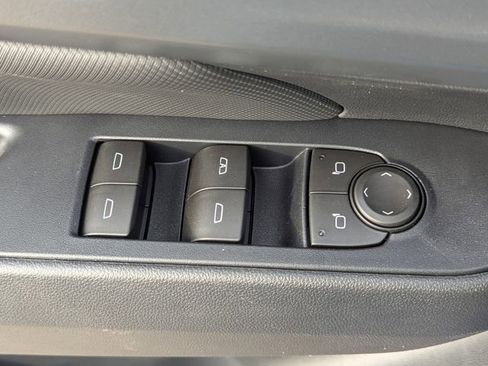 New 2026 Chevrolet Equinox EV RS FWD image 13