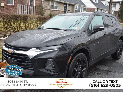 Used 2025 Chevrolet Blazer LT FWD image 3