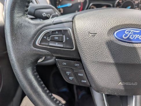Used 2017 Ford Escape Titanium AWD/4WD image 22
