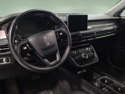 Used 2022 Lincoln Corsair Standard w/ Premium Package image 19