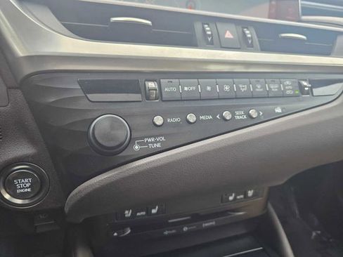 Certified 2019 Lexus ES 350 image 29