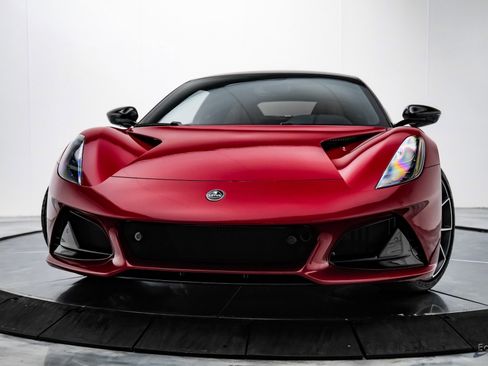 New 2025 Lotus Emira image 4