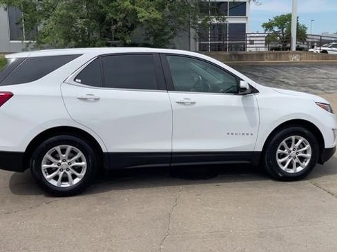 Used 2021 Chevrolet Equinox LT FWD image 9