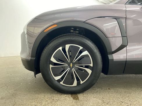 Used 2024 Chevrolet Blazer EV LT image 11