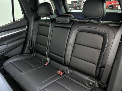 New 2026 GMC Terrain Elevation w/ Elevation Premium Package AWD/4WD image 8