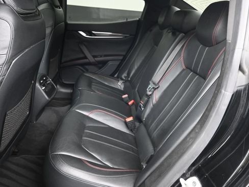 Used 2017 Maserati Ghibli S RWD image 23