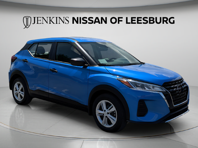 Certified 2025 Nissan Kicks Play S FWD image 11