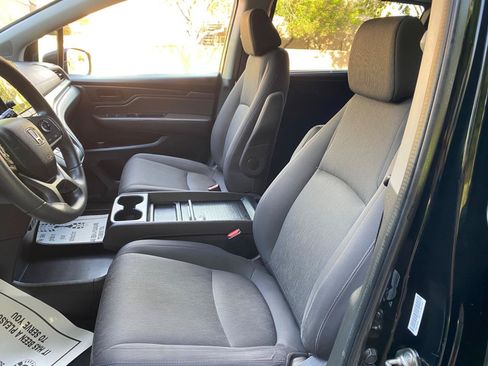 Used 2019 Honda Odyssey EX image 30