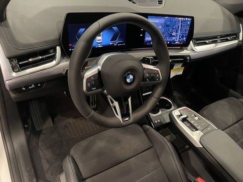 Used 2025 BMW X1 xDrive28i w/ M Sport Package image 7