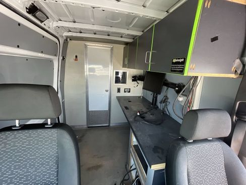 Used 2020 Mercedes-Benz Sprinter 3500 w/ Driver Convenience Package image 12