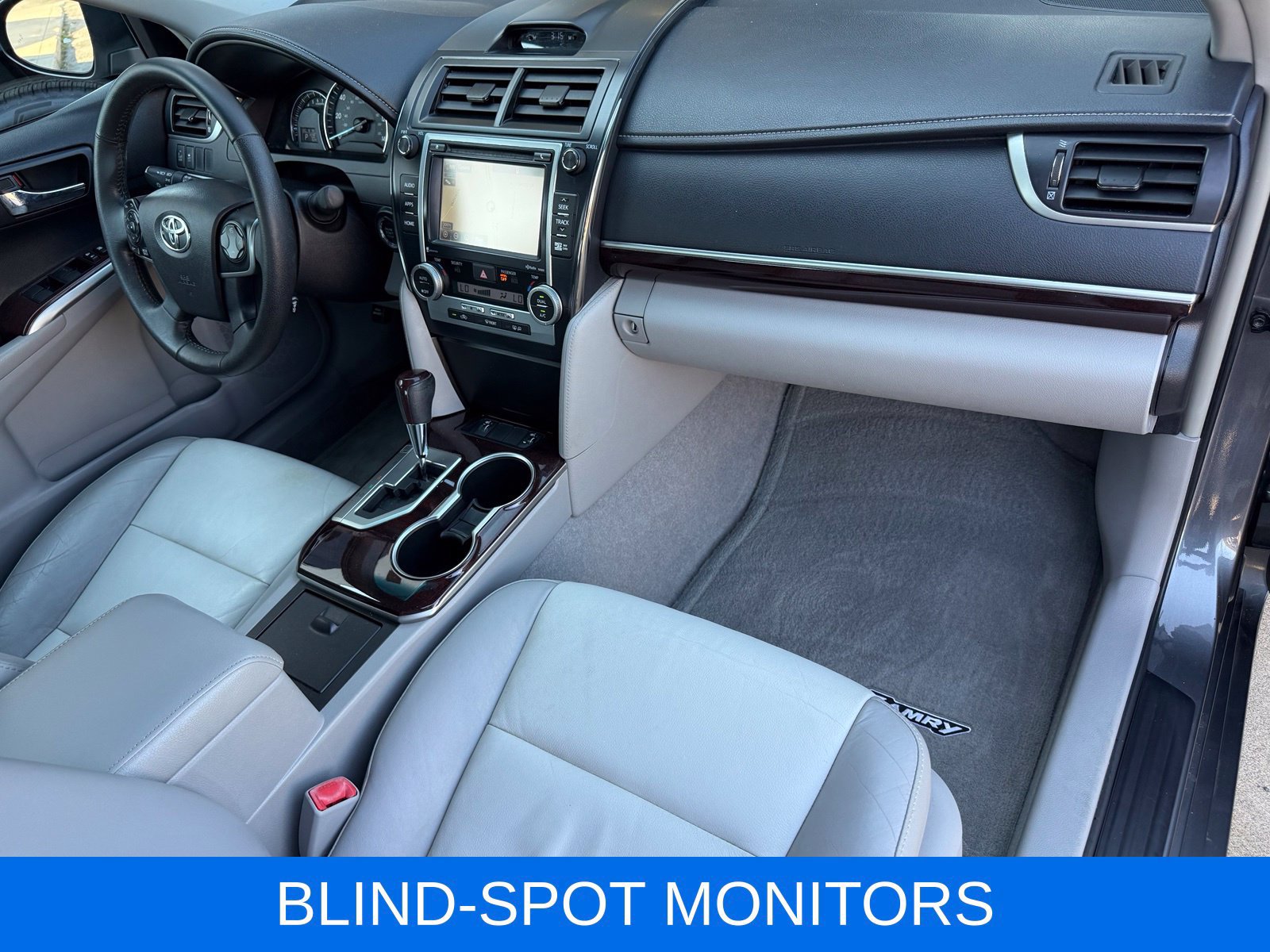 Used 2014 Toyota Camry XLE w/ Leather Package FWD image 20