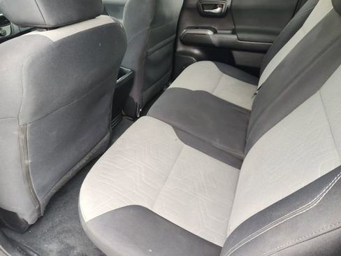 Used 2023 Toyota Tacoma TRD Off-Road image 21