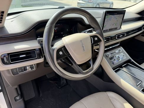 Used 2020 Lincoln Aviator Reserve w/ Elements Package Plus RWD image 13