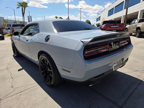 Used 2020 Dodge Challenger R/T Scat Pack RWD image 4