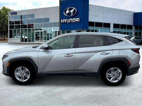 New 2026 Hyundai Tucson SE FWD image 3