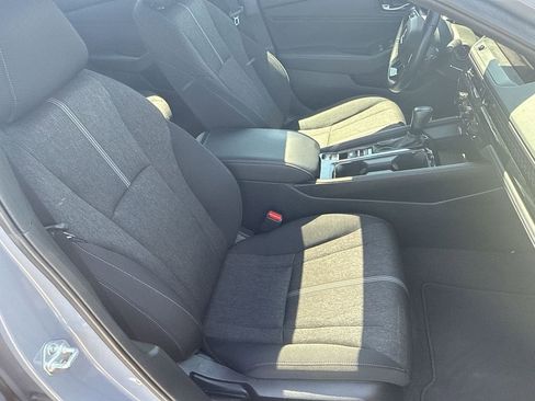 Used 2023 Honda Accord Sport image 30
