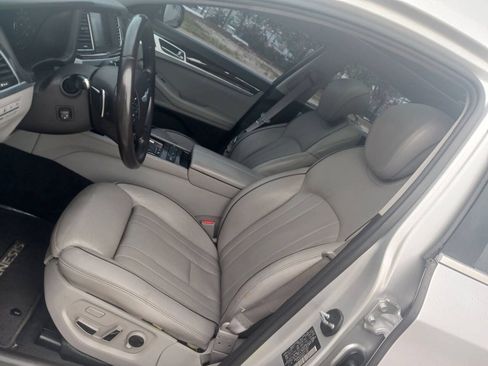 Used 2015 Hyundai Genesis 3.8 w/ Option Group 03 RWD image 11