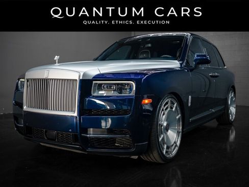 Used 2020 Rolls-Royce Cullinan AWD/4WD image 1