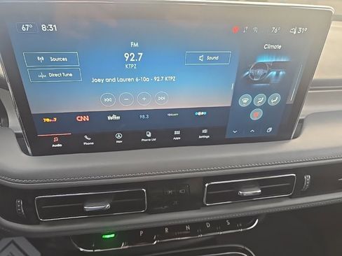 Used 2022 Lincoln Nautilus Reserve w/ Equipment Group 202A image 12