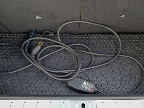 Used 2016 Tesla Model X 90D image 58