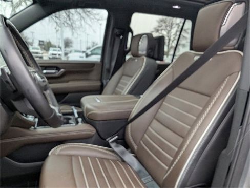 Used 2025 GMC Yukon Denali Ultimate image 23