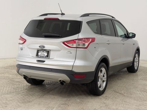 Used 2015 Ford Escape SE w/ Equipment Group 201A image 9