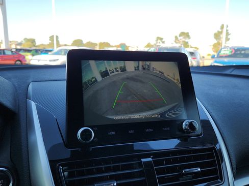 Used 2024 Mitsubishi Eclipse Cross SE image 36