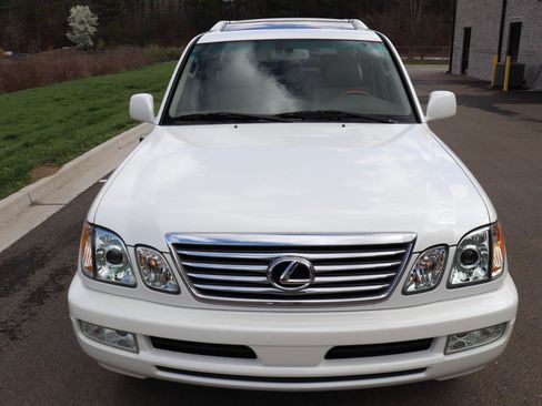 Used 2007 Lexus LX 470 4WD image 2