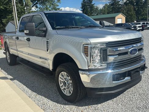Used 2019 Ford F250 XLT AWD/4WD image 9