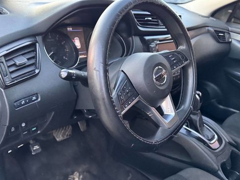 Used 2020 Nissan Rogue Sport S w/ Appearance Package image 13