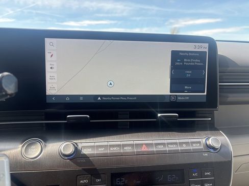 Certified 2025 Hyundai Kona SEL FWD image 26