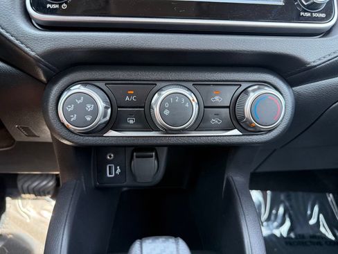 Used 2024 Nissan Versa S w/ S Plus Package FWD image 25
